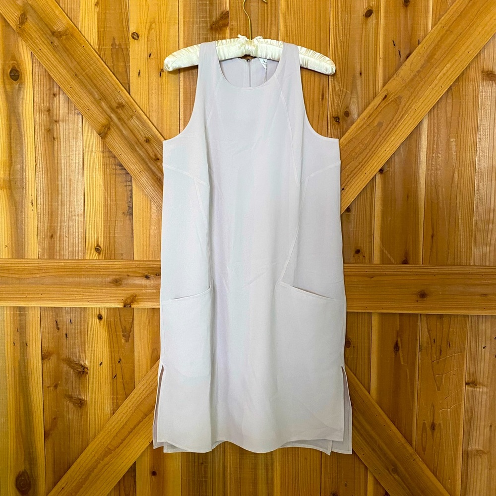 Lululemon Athletica “Shift in Time” dress with pockets, Size 6